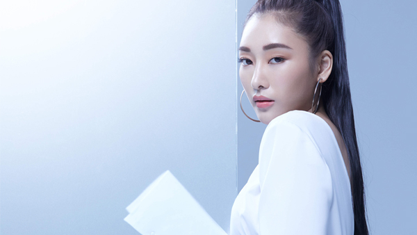 秦宇子.jpg